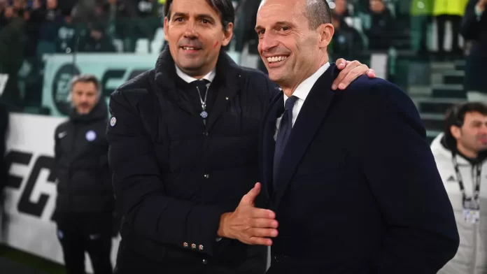 Pelatih kepala Inter Milan Simone Inzaghi berjabat tangan dengan pelatih kepala Juventus Massimiliano Allegri sebelum pertandingan Serie A TIM antara Juventus dan Inter Milan pada 26 November.